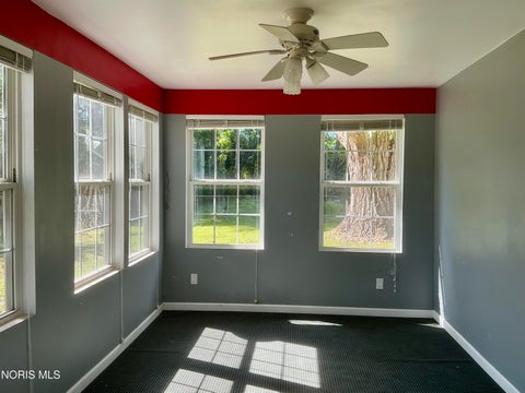 Tiny photo for 1737 Birdie Drive, Toledo, OH 43615 (MLS # 10013388)