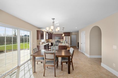 Tiny photo for 7836 N Woodbridge Road, Monclova, OH 43542 (MLS # 10005657)