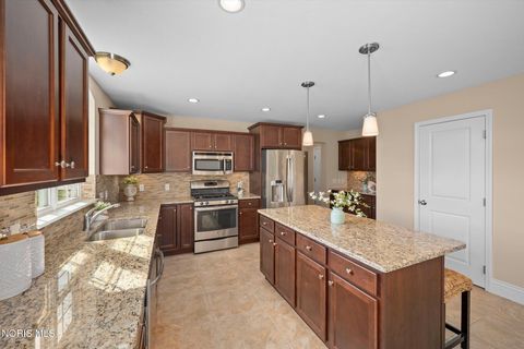 Tiny photo for 7836 N Woodbridge Road, Monclova, OH 43542 (MLS # 10005657)