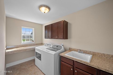 Tiny photo for 7836 N Woodbridge Road, Monclova, OH 43542 (MLS # 10005657)