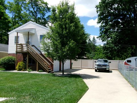 Tiny photo for 802 Highland Drive, Rossford, OH 43460 (MLS # 10009399)