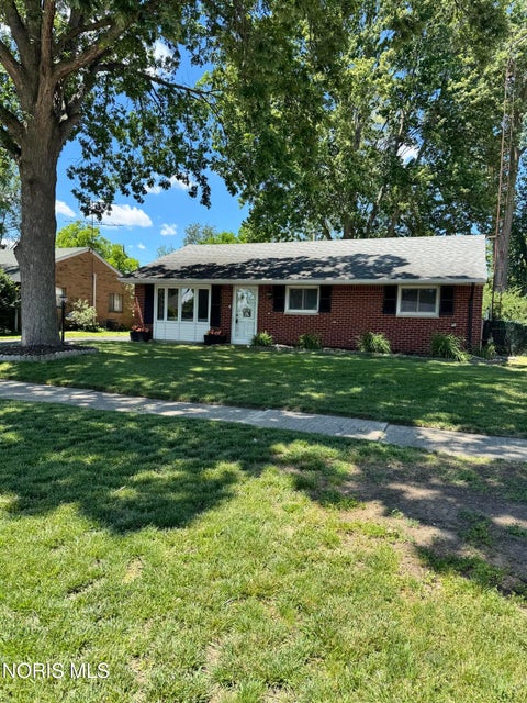 Tiny photo for 410 Danesmoor Road, Holland, OH 43528 (MLS # 10009125)