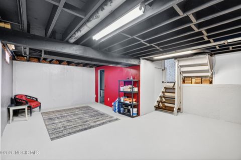 Tiny photo for 1945 Grimes Golden Drive, Toledo, OH 43611 (MLS # 10004015)