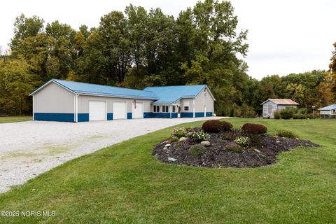 Photo of 9940 Township Highway 18, Carey, OH 43316 (MLS # 10000240)