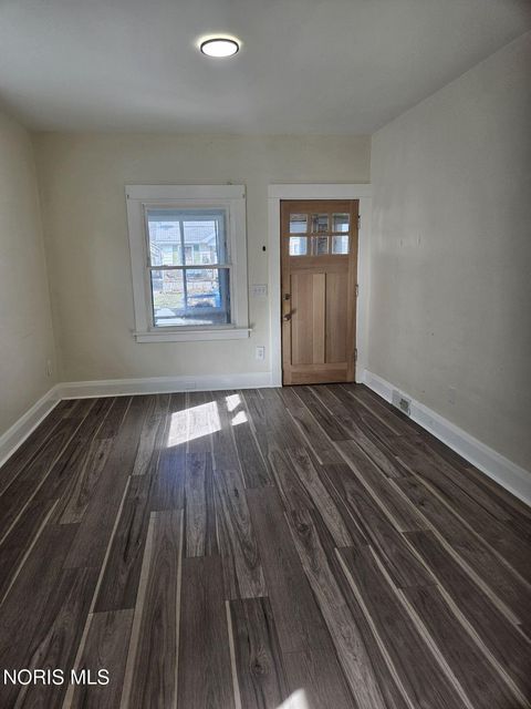 Tiny photo for 2021 Barrows Street, Toledo, OH 43613 (MLS # 10005455)