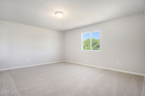 Tiny photo for 1054 Seneca Drive, Wauseon, OH 43567 (MLS # 10007369)