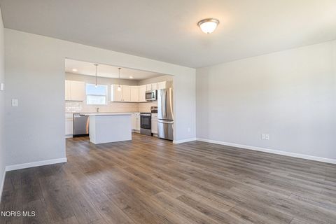 Tiny photo for 1054 Seneca Drive, Wauseon, OH 43567 (MLS # 10007369)