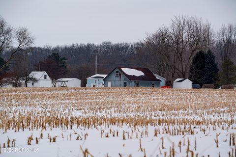 Tiny photo for 6881 County Road B, Delta, OH 43515 (MLS # 10004089)