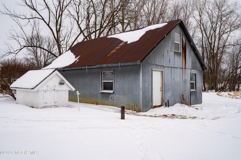 Tiny photo for 6881 County Road B, Delta, OH 43515 (MLS # 10004089)