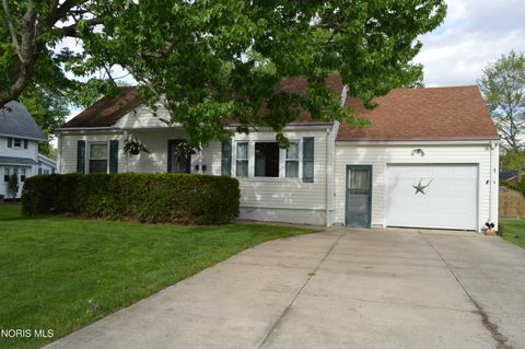 Photo of 701 S Washington Street, Tiffin, OH 44883 (MLS # 10007124)