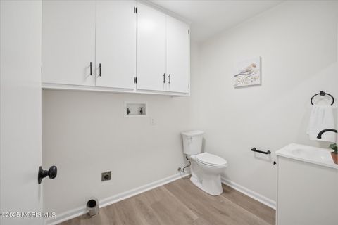 Tiny photo for 405 Normandie Boulevard, Bowling Green, OH 43402 (MLS # 10002099)