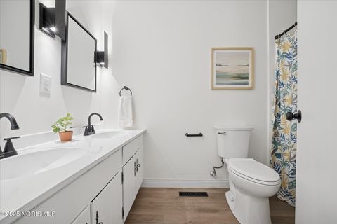 Tiny photo for 405 Normandie Boulevard, Bowling Green, OH 43402 (MLS # 10002099)