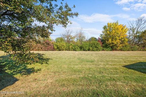 Tiny photo for 6948 Longwater Drive, Maumee, OH 43537 (MLS # 10000631)