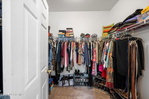 Tiny photo for 6948 Longwater Drive, Maumee, OH 43537 (MLS # 10000631)