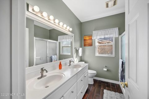 Tiny photo for 6948 Longwater Drive, Maumee, OH 43537 (MLS # 10000631)