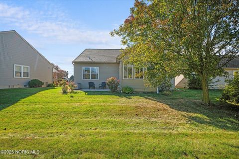 Tiny photo for 6948 Longwater Drive, Maumee, OH 43537 (MLS # 10000631)