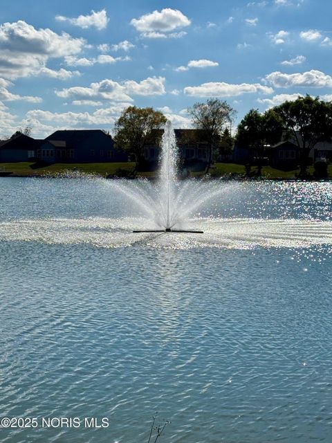 Tiny photo for 6948 Longwater Drive, Maumee, OH 43537 (MLS # 10000631)