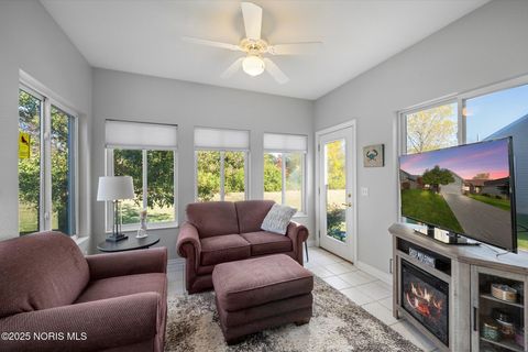 Tiny photo for 6948 Longwater Drive, Maumee, OH 43537 (MLS # 10000631)