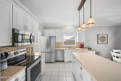 Tiny photo for 6948 Longwater Drive, Maumee, OH 43537 (MLS # 10000631)