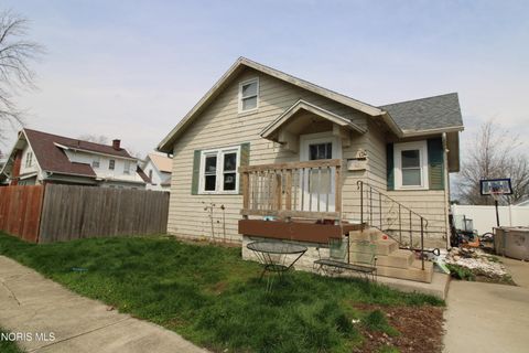 Photo of 120 W 5th Street, Port Clinton, OH 43452 (MLS # 10007278)
