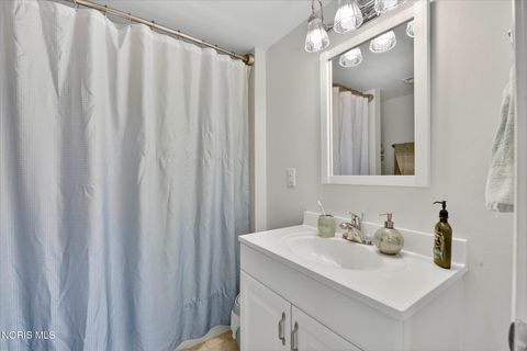 Tiny photo for 6059 Blossman Road, Toledo, OH 43617 (MLS # 10005423)