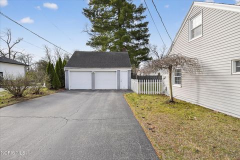 Tiny photo for 6059 Blossman Road, Toledo, OH 43617 (MLS # 10005423)