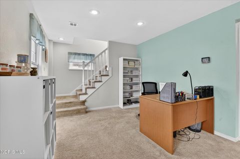 Tiny photo for 6059 Blossman Road, Toledo, OH 43617 (MLS # 10005423)