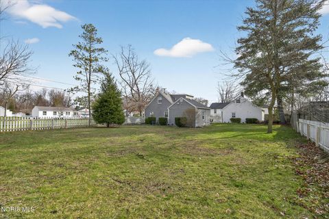 Tiny photo for 6059 Blossman Road, Toledo, OH 43617 (MLS # 10005423)