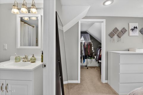 Tiny photo for 6059 Blossman Road, Toledo, OH 43617 (MLS # 10005423)