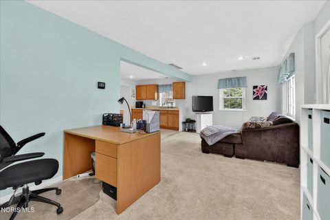 Tiny photo for 6059 Blossman Road, Toledo, OH 43617 (MLS # 10005423)