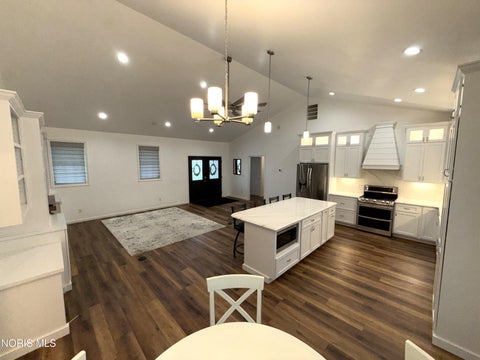 Tiny photo for 1440 Avalon Court, Defiance, OH 43512 (MLS # 10011685)