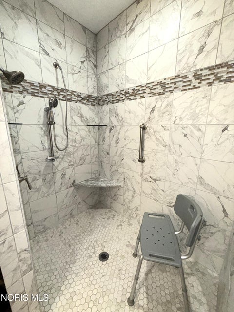 Tiny photo for 1440 Avalon Court, Defiance, OH 43512 (MLS # 10011685)