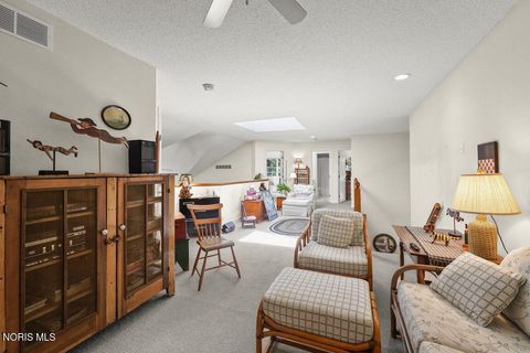 Tiny photo for 6541 Carrietowne Court, Toledo, OH 43615 (MLS # 10010950)