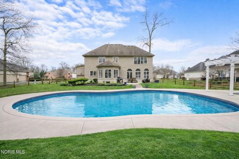 Tiny photo for 2417 Waterford Village Drive, Sylvania, OH 43560 (MLS # 10005316)