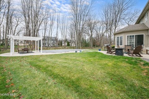 Tiny photo for 2417 Waterford Village Drive, Sylvania, OH 43560 (MLS # 10005316)