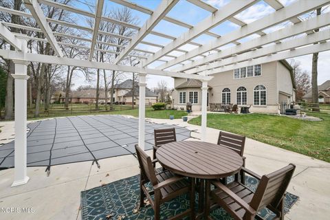 Tiny photo for 2417 Waterford Village Drive, Sylvania, OH 43560 (MLS # 10005316)