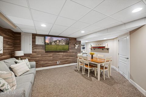 Tiny photo for 2417 Waterford Village Drive, Sylvania, OH 43560 (MLS # 10005316)