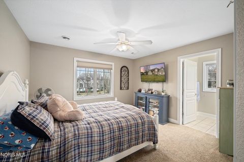 Tiny photo for 2417 Waterford Village Drive, Sylvania, OH 43560 (MLS # 10005316)