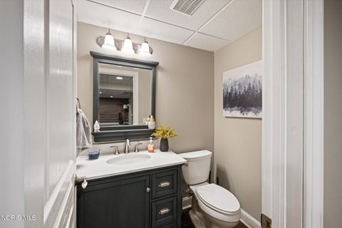 Tiny photo for 2417 Waterford Village Drive, Sylvania, OH 43560 (MLS # 10005316)