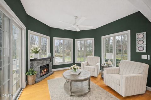 Tiny photo for 2417 Waterford Village Drive, Sylvania, OH 43560 (MLS # 10005316)