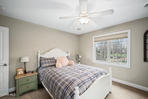 Tiny photo for 2417 Waterford Village Drive, Sylvania, OH 43560 (MLS # 10005316)