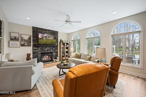 Tiny photo for 2417 Waterford Village Drive, Sylvania, OH 43560 (MLS # 10005316)