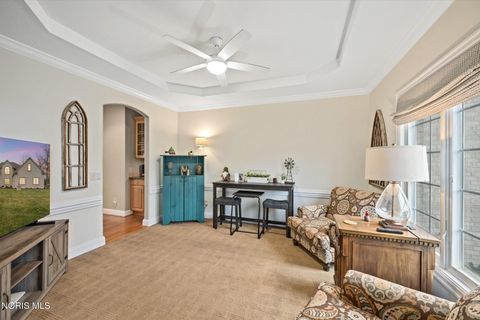 Tiny photo for 2417 Waterford Village Drive, Sylvania, OH 43560 (MLS # 10005316)