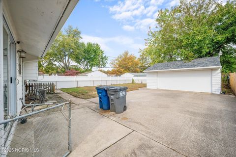 Tiny photo for 4022 Clover Ridge Court, Toledo, OH 43623 (MLS # 10000007)