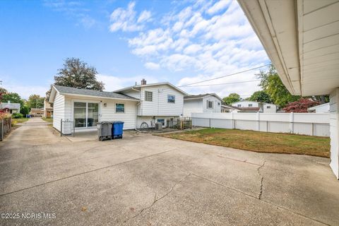 Tiny photo for 4022 Clover Ridge Court, Toledo, OH 43623 (MLS # 10000007)