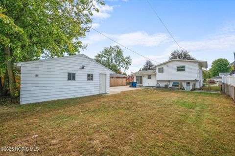 Tiny photo for 4022 Clover Ridge Court, Toledo, OH 43623 (MLS # 10000007)