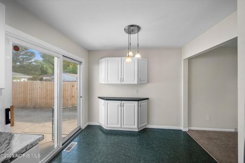 Tiny photo for 4022 Clover Ridge Court, Toledo, OH 43623 (MLS # 10000007)