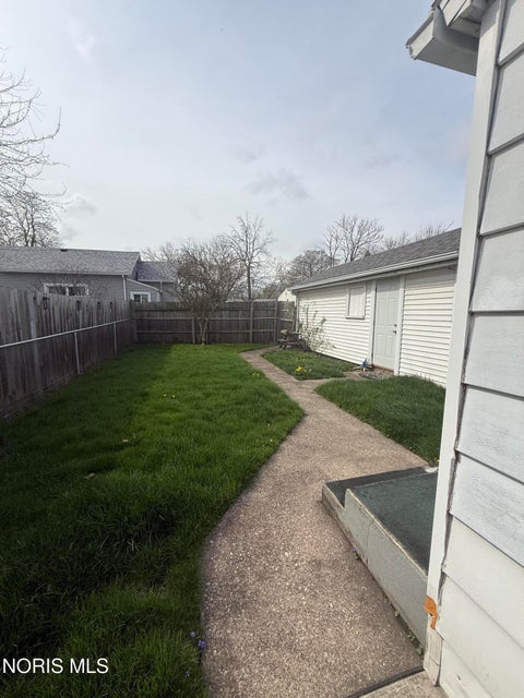 Tiny photo for 905 Walbridge Avenue, Toledo, OH 43609 (MLS # 10013709)