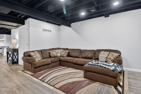 Tiny photo for 7543 Castle Ridge Road, Toledo, OH 43617 (MLS # 10007288)
