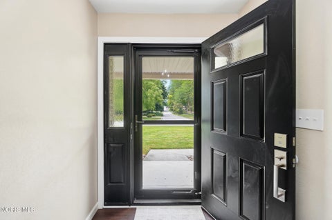 Tiny photo for 5115 Cranston Drive, Toledo, OH 43615 (MLS # 10011080)